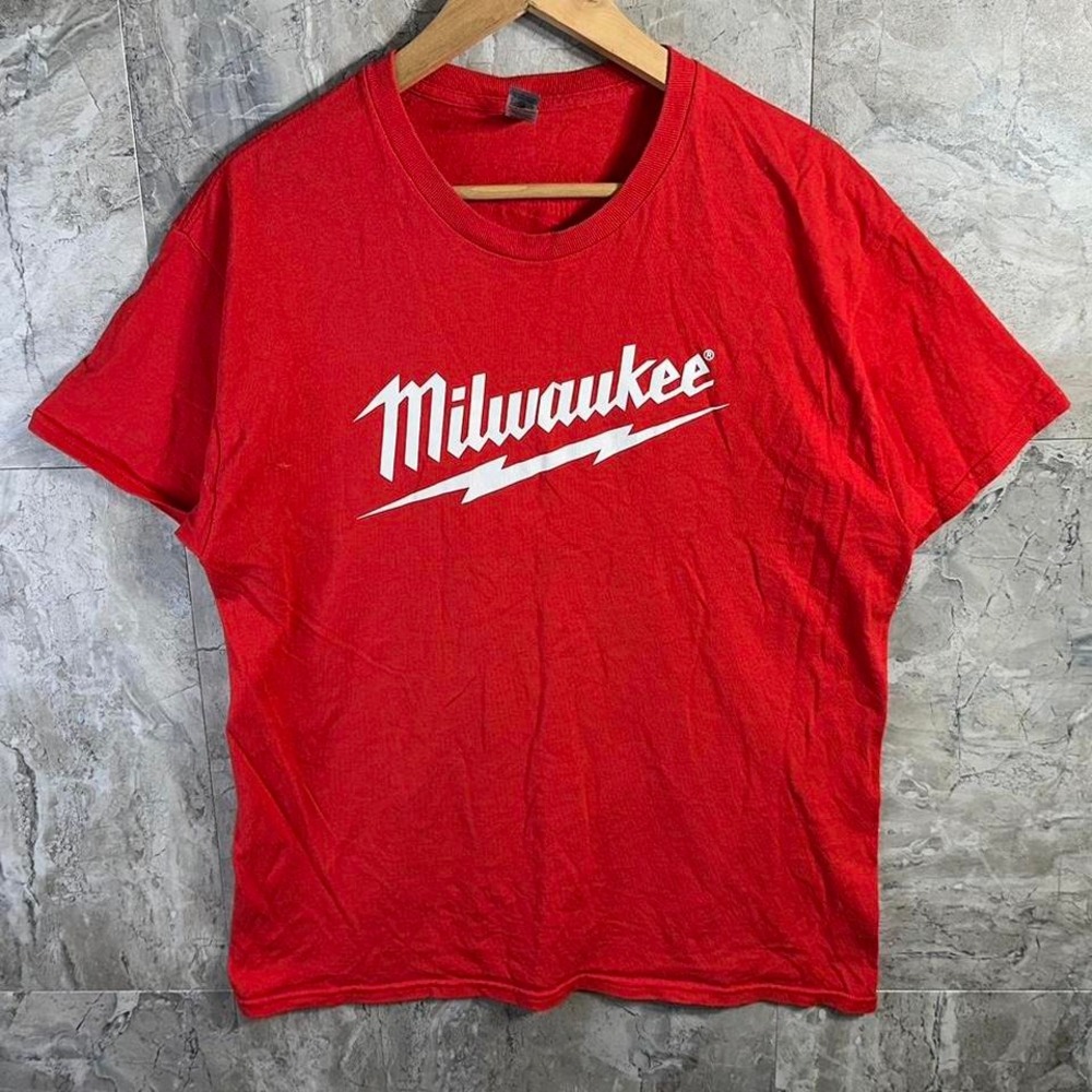 Milwaukee Shirt Mens Large Red‎  Short Sleeve Logo Workwear Cotton Blend